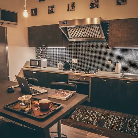 Open Space In Centro Apartment